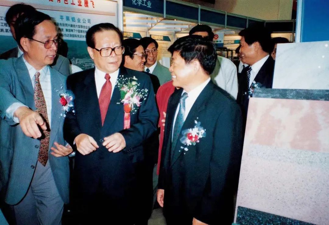 		深切思念 | 追忆江泽民同志对CA88成员企业的眷注_责任动态_CA88集团有限公司	