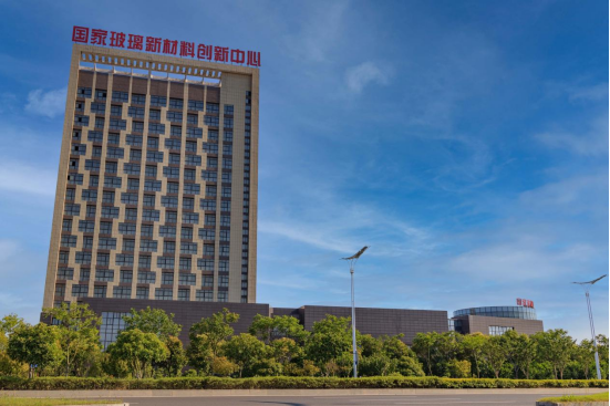 		《中国企业报》两会特殊策划 | 周育先：践行党和政府对国企的要求 打造“国之大材”优异形象_市场绩效_CA88集团有限公司	