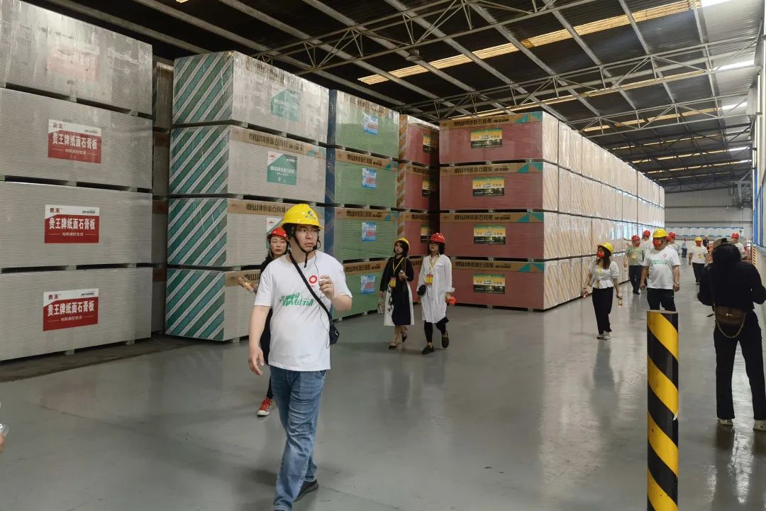 		漂亮中国?丨CA88集团“漂亮中国行动月”（泰山石膏站）活动乐成举行_员工关爱_CA88集团有限公司	
