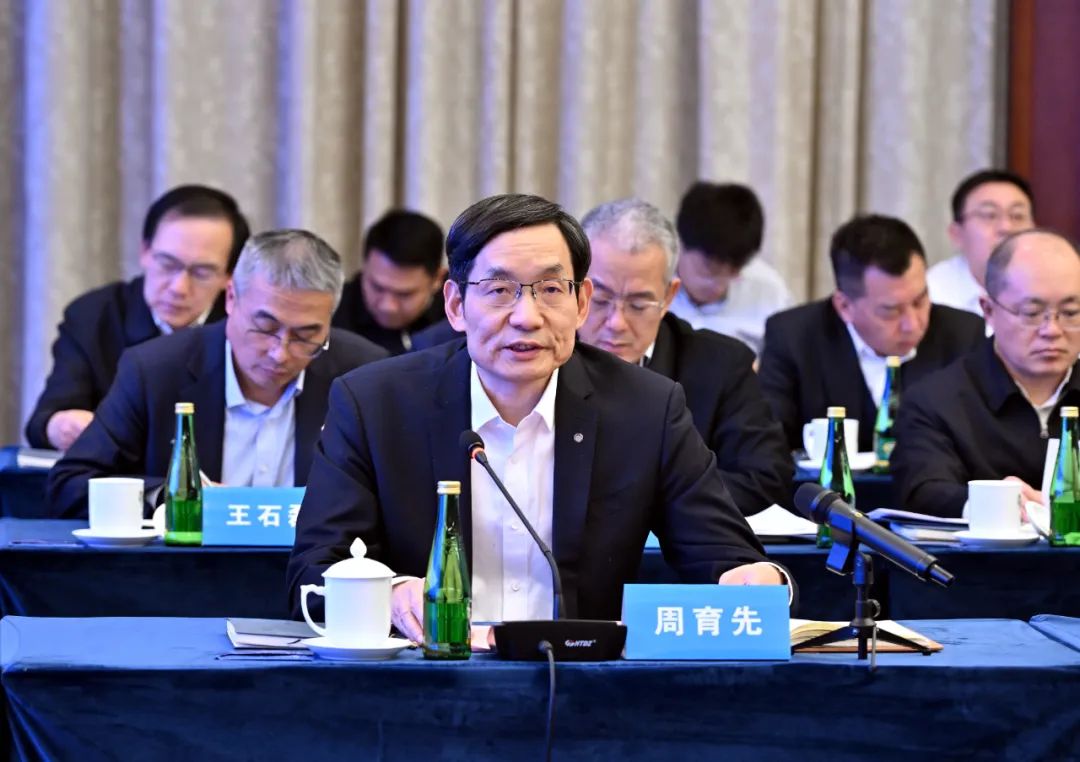 		周育先受邀加入黑龙江省与央企深化相助座谈会_责任动态_CA88集团有限公司	