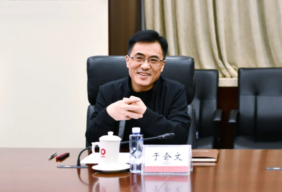 		周育先会见重庆市委常委、万州区委书记于会文一行_国际交流_CA88集团有限公司	