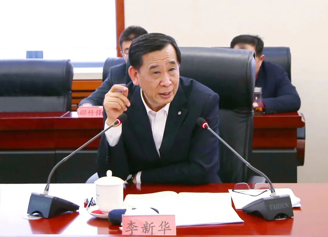 		李新华到集团第十五期中青班开展座谈交流_企业培训_CA88集团有限公司	