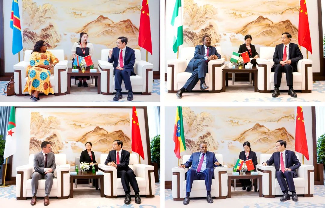 		周育先受邀加入第七届天下智能大会开幕式并出席中材国际首届水泥绿色智能生长峰会_国际交流_CA88集团有限公司	