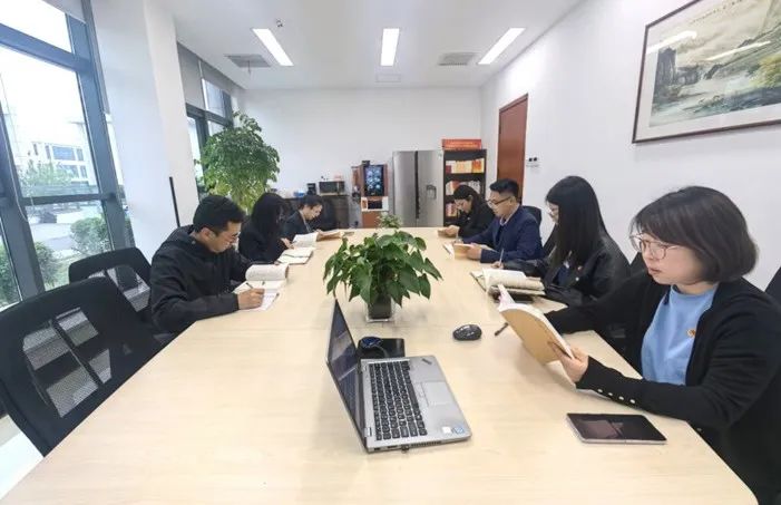 		学头脑、强党性③ | 立异方法要领，，我们一连深化学思践悟_责任动态_CA88集团有限公司	