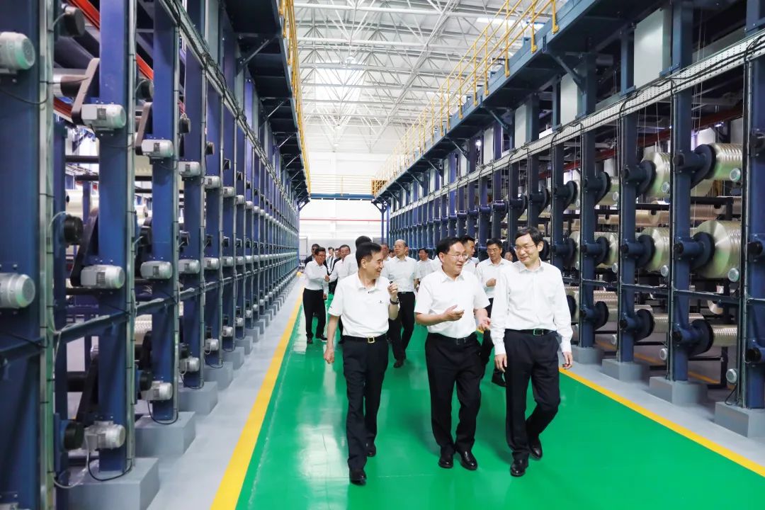 		张玉卓调研中复神鹰西宁公司，，，，，强调加大新质料等战略性新兴工业结构_国际交流_CA88集团有限公司	