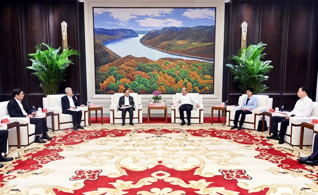 		周育先受邀出席第六届中国国际新质料工业展览会并作主旨演讲_责任撒播_CA88集团有限公司	