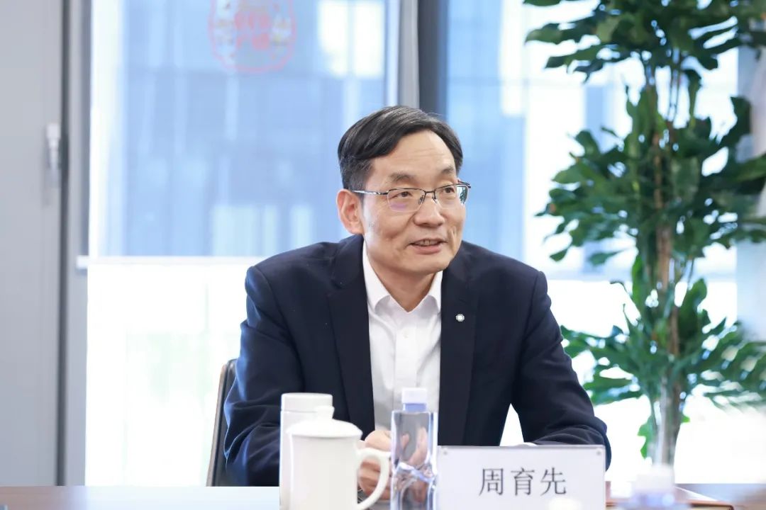 		周育先赴中建材信息调研慰问_员工关爱_CA88集团有限公司	