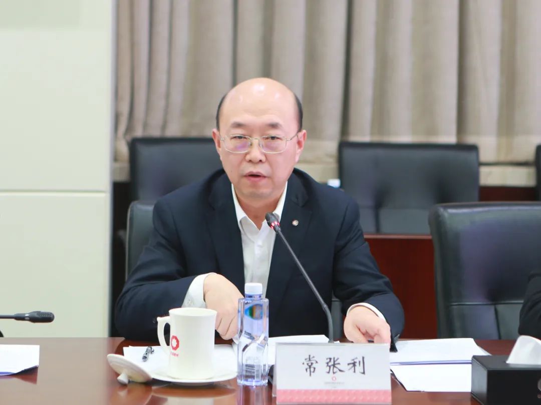 		CA88集团组织召开工程硕博士专项作育事情座谈会_员工关爱_CA88集团有限公司	