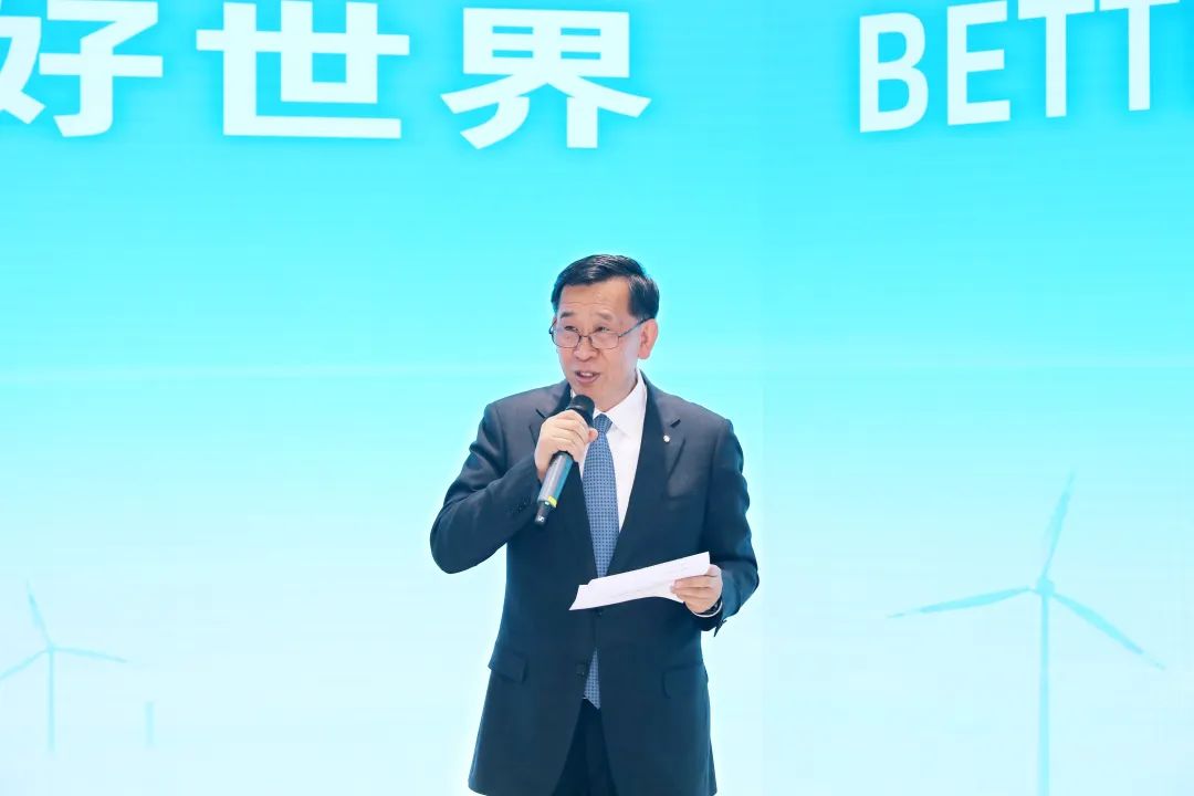 		李新华出席中材建设区域中心汇报会并会见2023年度优异外籍员工_国际交流_CA88集团有限公司	