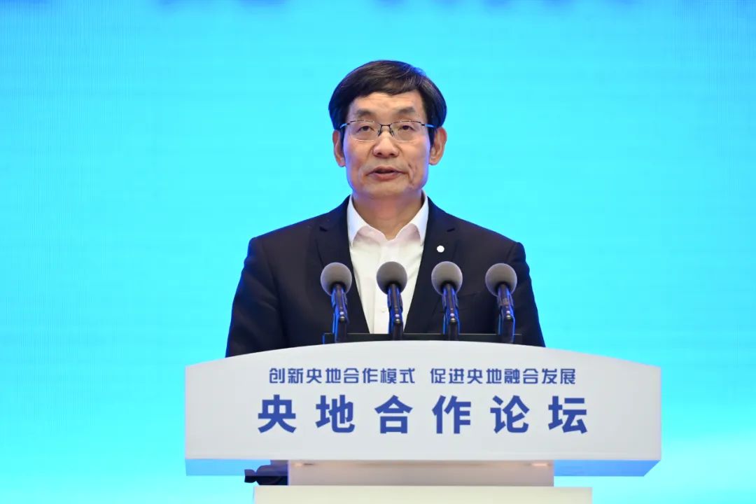 		周育先受邀加入天下寒地冰雪经济大会和央地相助论坛并调研集团在吉林企业_国际交流_CA88集团有限公司	