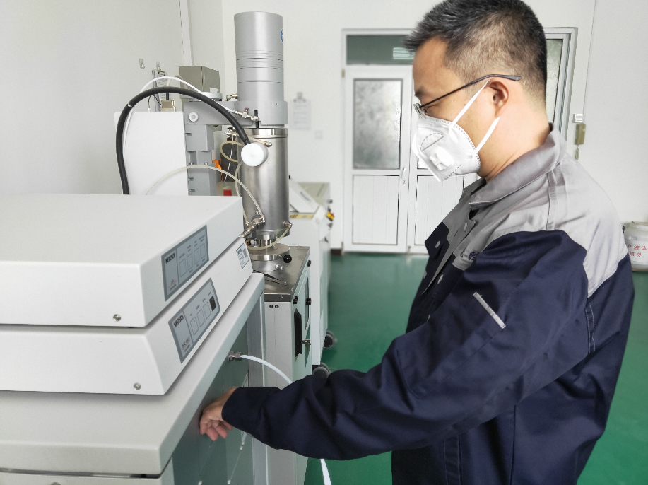 		最美建材人 |咸阳陶瓷院孙现凯：甘于贡献的“探索者”_人物_CA88集团有限公司	