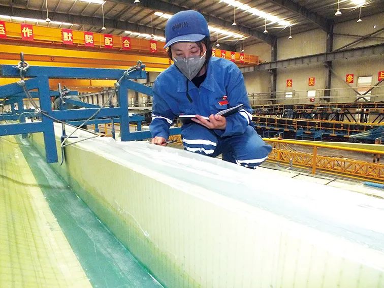 		第七届天下建材行业十大女杰 ③ | 刘锦帆：叶片飞旋 锦帆远航_媒体报道_CA88集团有限公司	