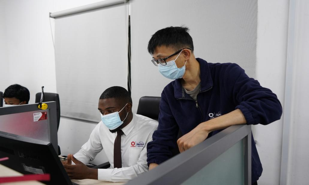 		外洋员工故事│心中有阳光，，，，，脚下有实力—当好新时代外洋财务人的排头兵_人物_CA88集团有限公司	