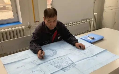 		最美建材人 | 哈玻院张万君：勇于立异的“手艺达人”_人物_CA88集团有限公司	