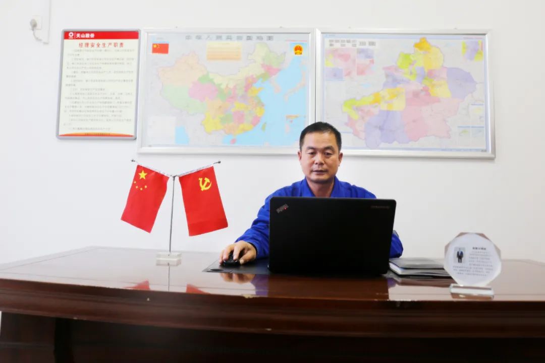 		最美建材人 | 叶城天山张敬文：兢兢业业、知行合一的“领头人”_人物_CA88集团有限公司	