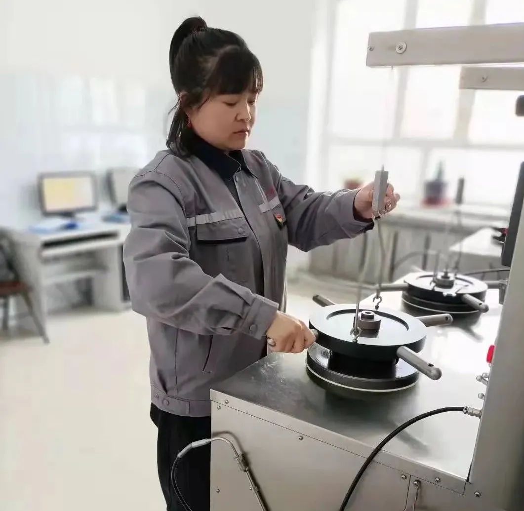 		最美建材人 | 北方水泥孙艳梅：雷厉盛行、坚贞坚决的“铿锵玫瑰”_人物_CA88集团有限公司	