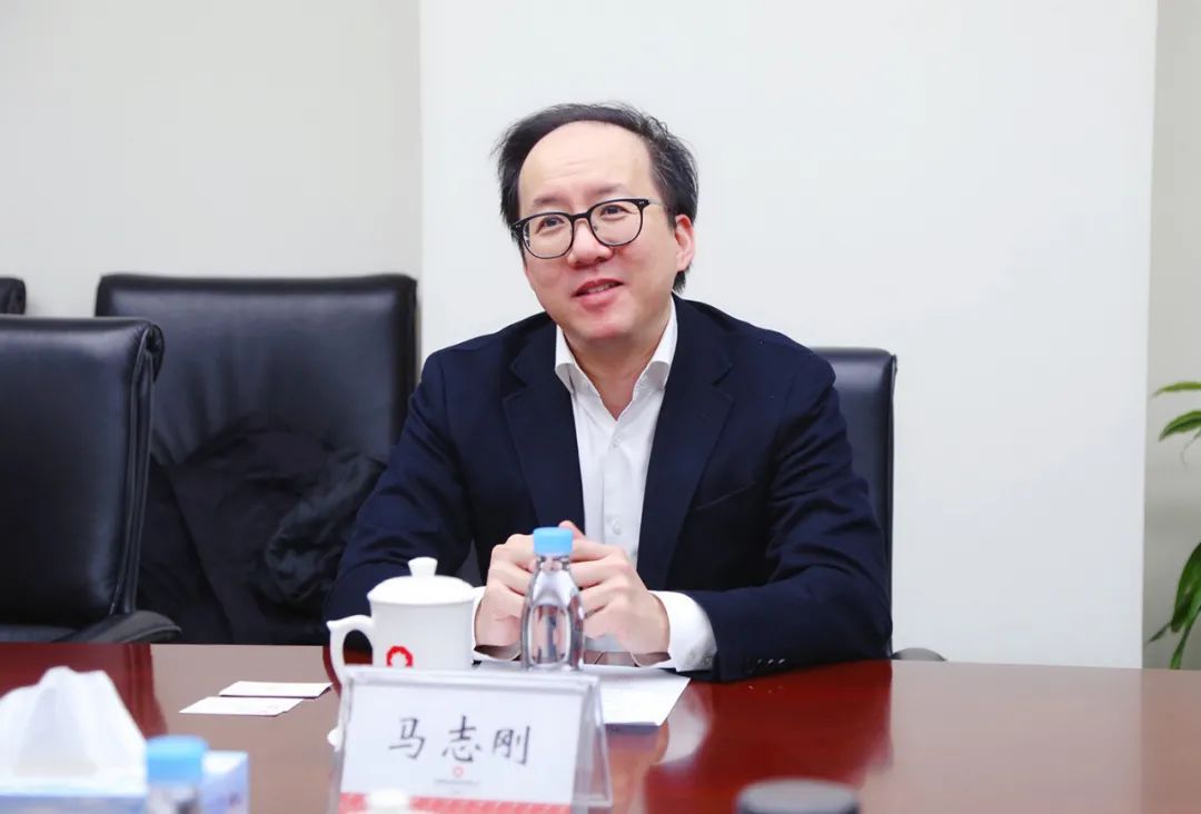 		周育先会见澳门湾峰董事长马志刚一行_国际交流_CA88集团有限公司	