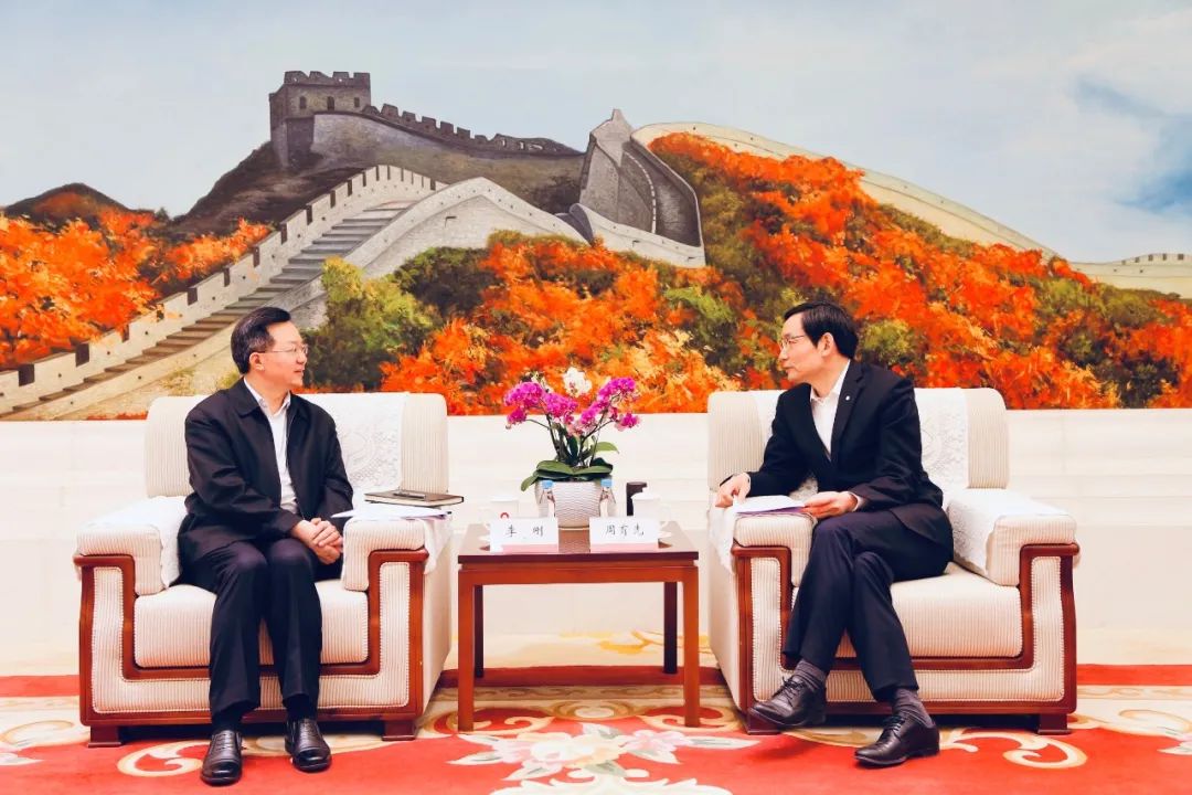 		周育先与四川省副省长李刚举行谈判_CA88要闻_CA88集团有限公司	