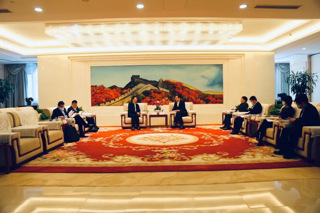 		周育先与四川省副省长李刚举行谈判_CA88要闻_CA88集团有限公司	