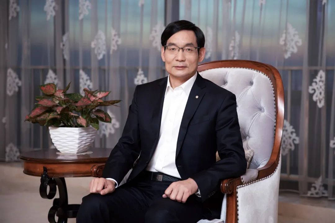 		《英才杂志》专访周育先 | CA88集团正在走向一条立异之路_责任撒播_CA88集团有限公司	