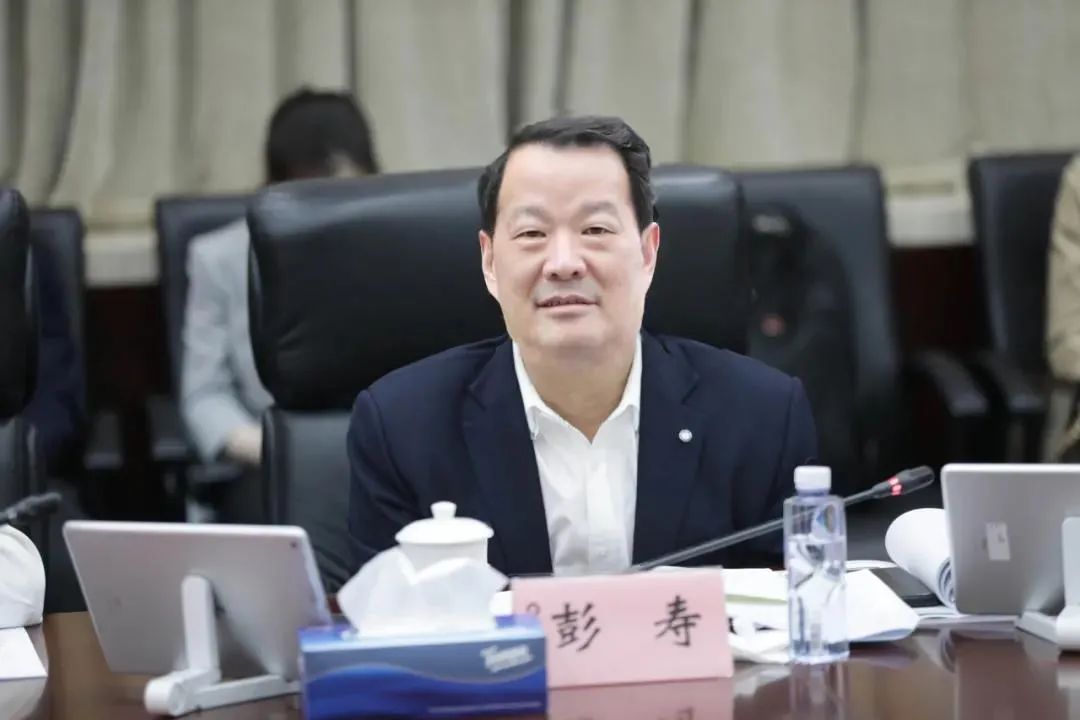 		周育先出席中国工程院“信息显示要害质料生长战略研究”重点战略咨询项目启动会并致辞_CA88要闻_CA88集团有限公司	