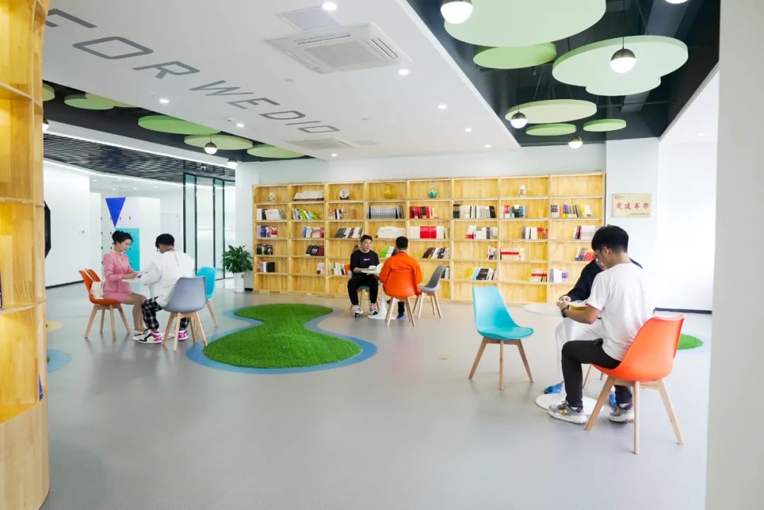 		办实事，，，，，解难题，，，，，增强职工群众的获得感、幸福感、清静感！_员工关爱_CA88集团有限公司	