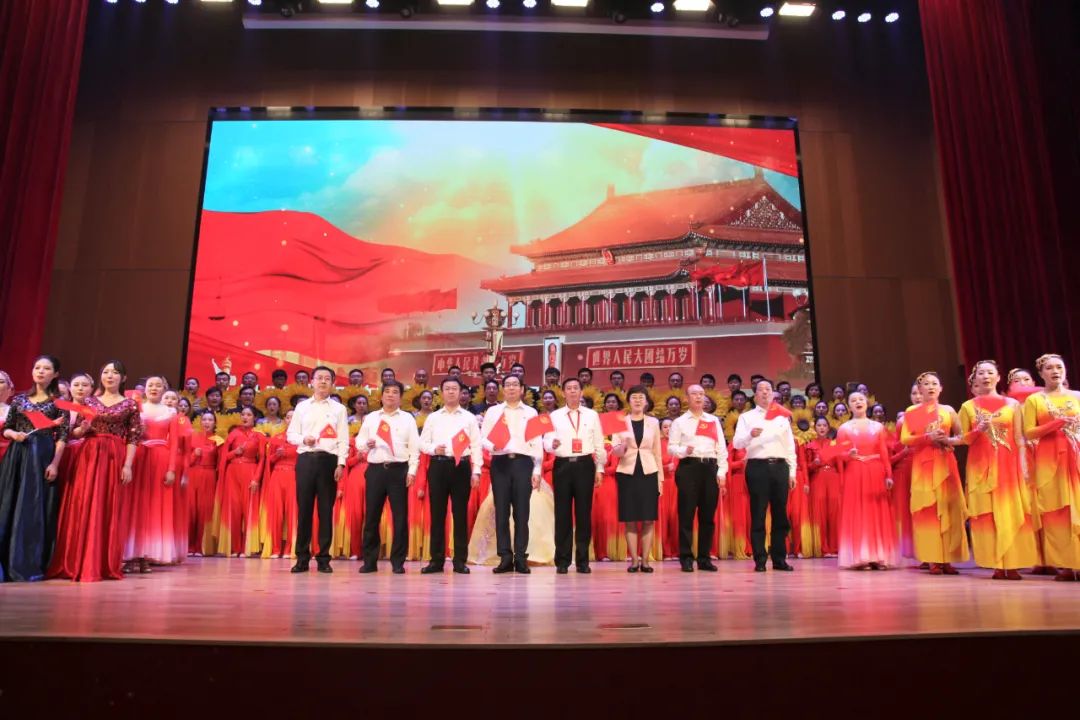 		CA88集团庆祝建党100周年“两优一先”表扬大会暨“党建事情品牌”宣布会盛大召开_要闻_CA88集团有限公司	