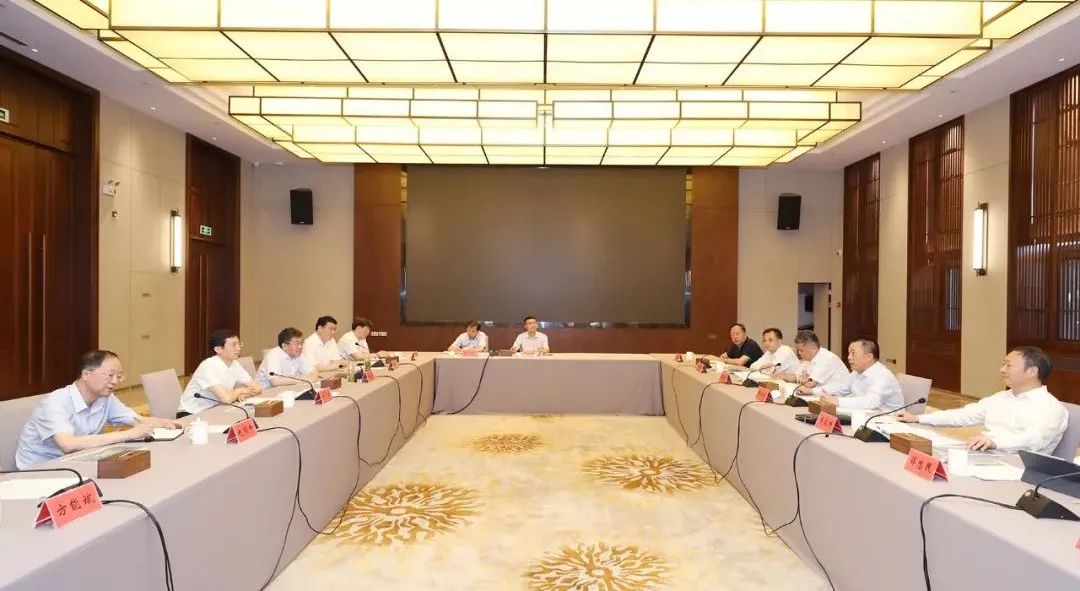 曹江林赴安徽省池州市石台县调研定点帮扶事情_幻灯片_CA88集团有限公司