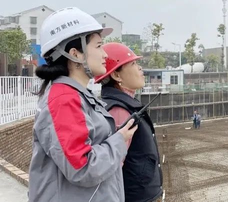 		最美建材人 | 湖南株洲南方新质料王芳：在“跨界”的职业生涯中留下一起芳香 ?_最美建材人_CA88集团有限公司	