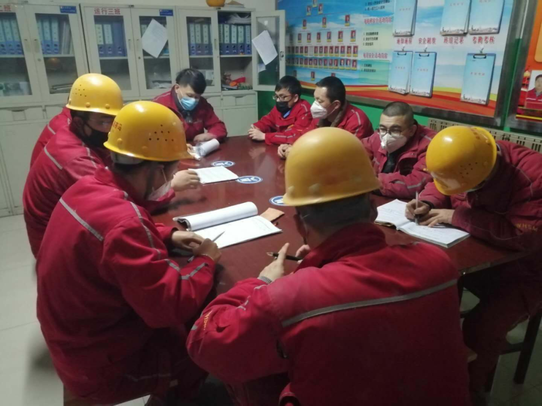		最美建材人 | 乌海赛马水泥杨威：事情中创先争优，，，，，生涯中孝老爱幼_最美建材人_CA88集团有限公司	