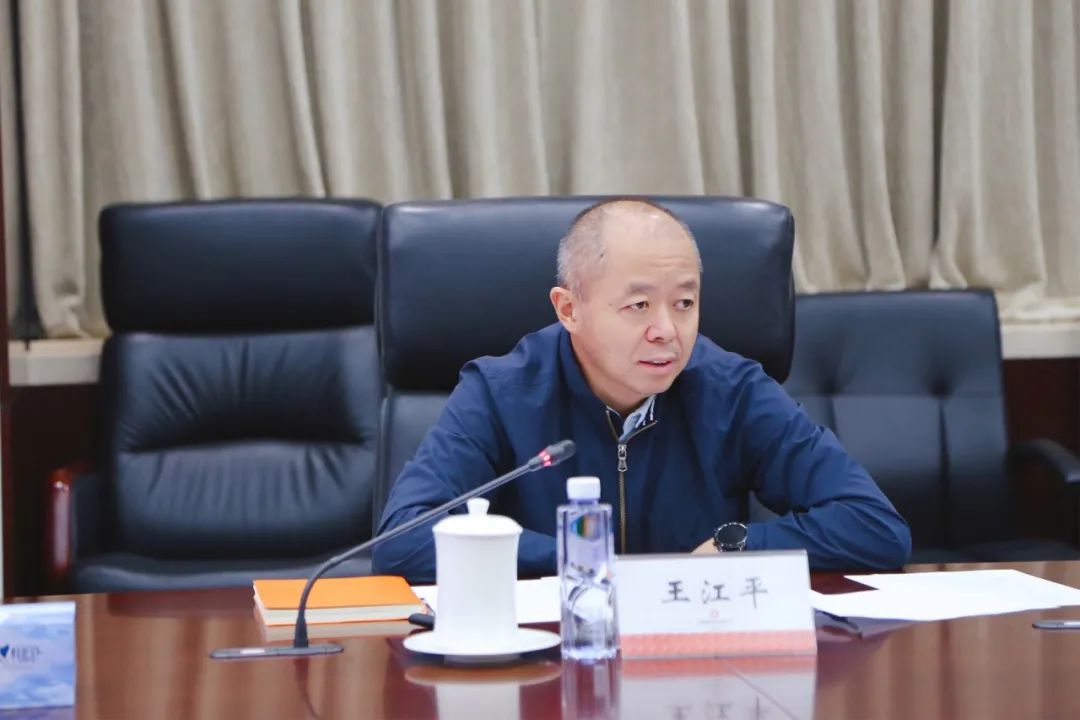 		天下人大重点建议“强化基础质料立异赋能‘中国创立’”座谈会在CA88集团召开_科技立异_CA88集团有限公司	