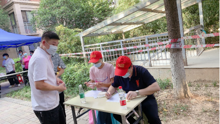 		办实事 暖人心 | 武汉建材院：为周边群众筑起疫情防控堡垒_故事_CA88集团有限公司	