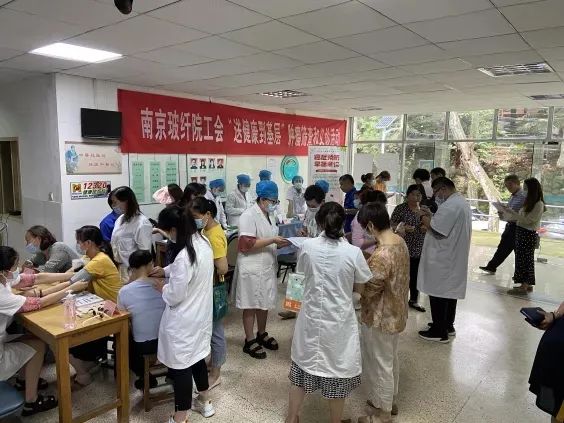 		办实事 暖人心 | 南京玻纤院为群众办小事、实事系列_故事_CA88集团有限公司	