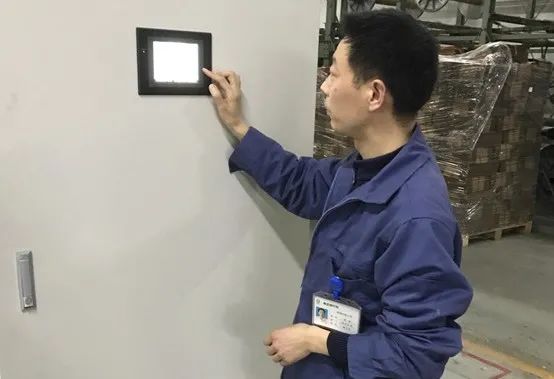 		最美一线劳模 | 南京玻纤院朱斌：归来仍是少年_人物_CA88集团有限公司	