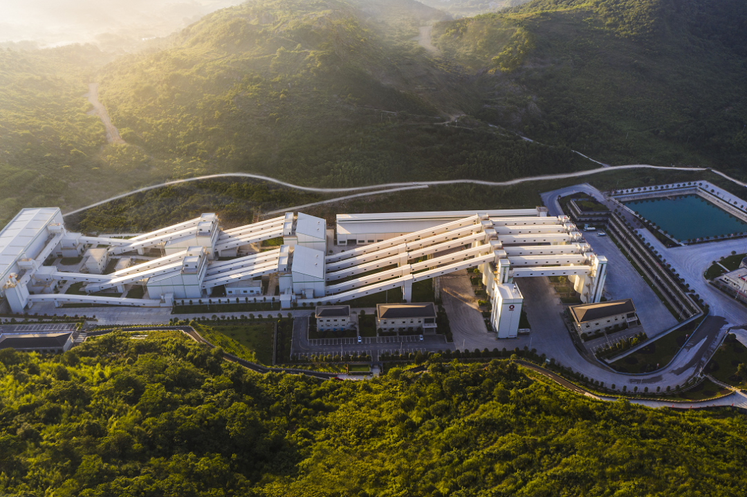 		水泥新故事 | 湖南临澧南方新质料：群山里的“魔术师”_故事_CA88集团有限公司	