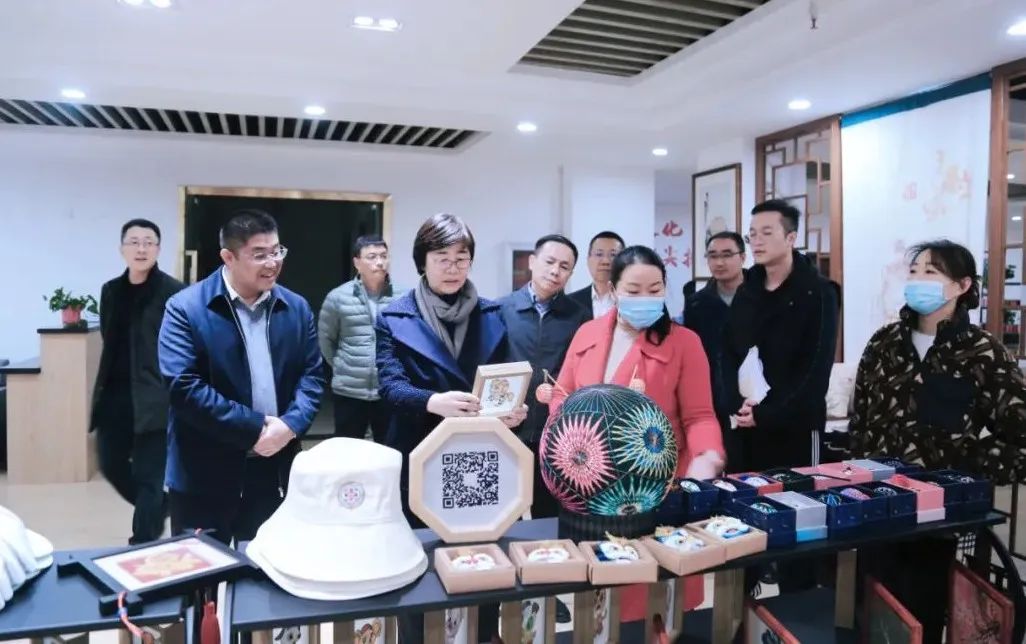 		再交优异答卷！CA88获中央单位定点帮扶事情最高评价等次“好”！_幻灯片_CA88集团有限公司	