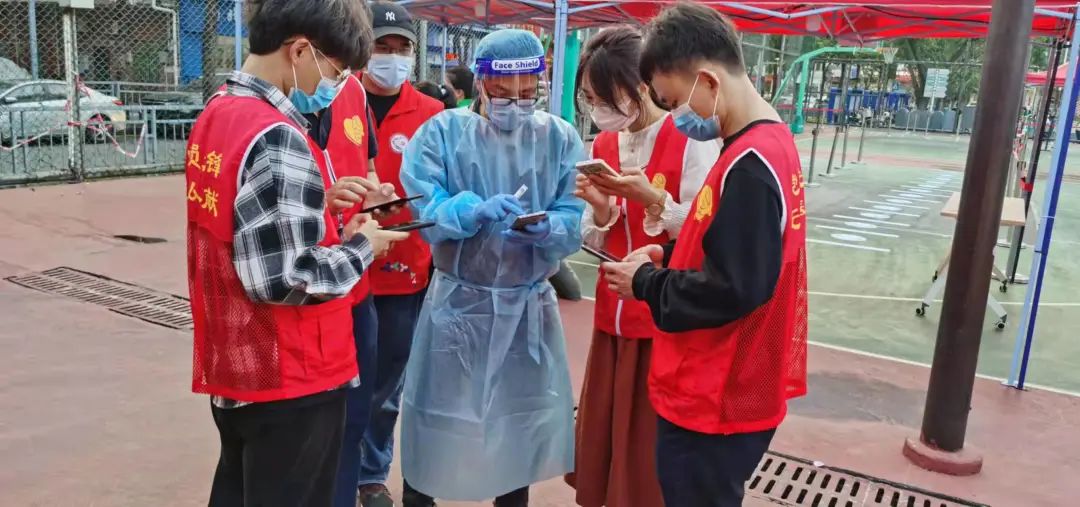		最美抗疫自愿者 | 深圳国显青年自愿者抗疫效劳队在行动_人物_CA88集团有限公司	