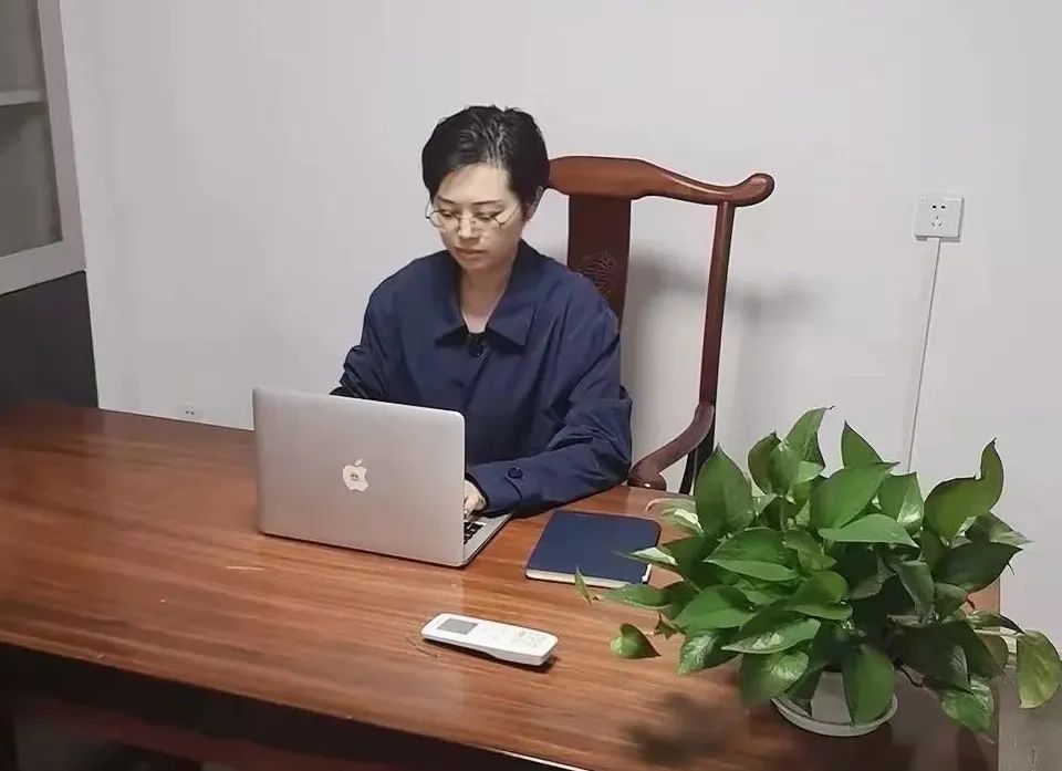 		最美科研先锋 | 凯盛应用质料宋在芝：驻足一线的科技效果转化“实践者”_人物_CA88集团有限公司	