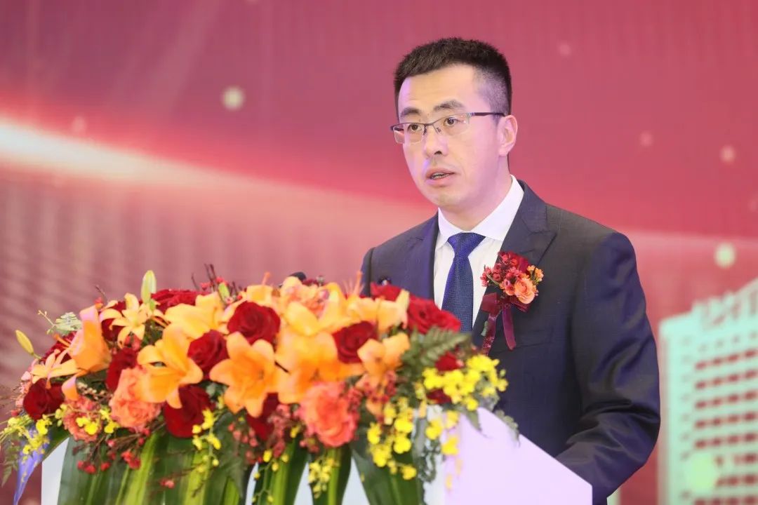		集团向导出席巨石三十周年相助洽谈活动_幻灯片_CA88集团有限公司	
