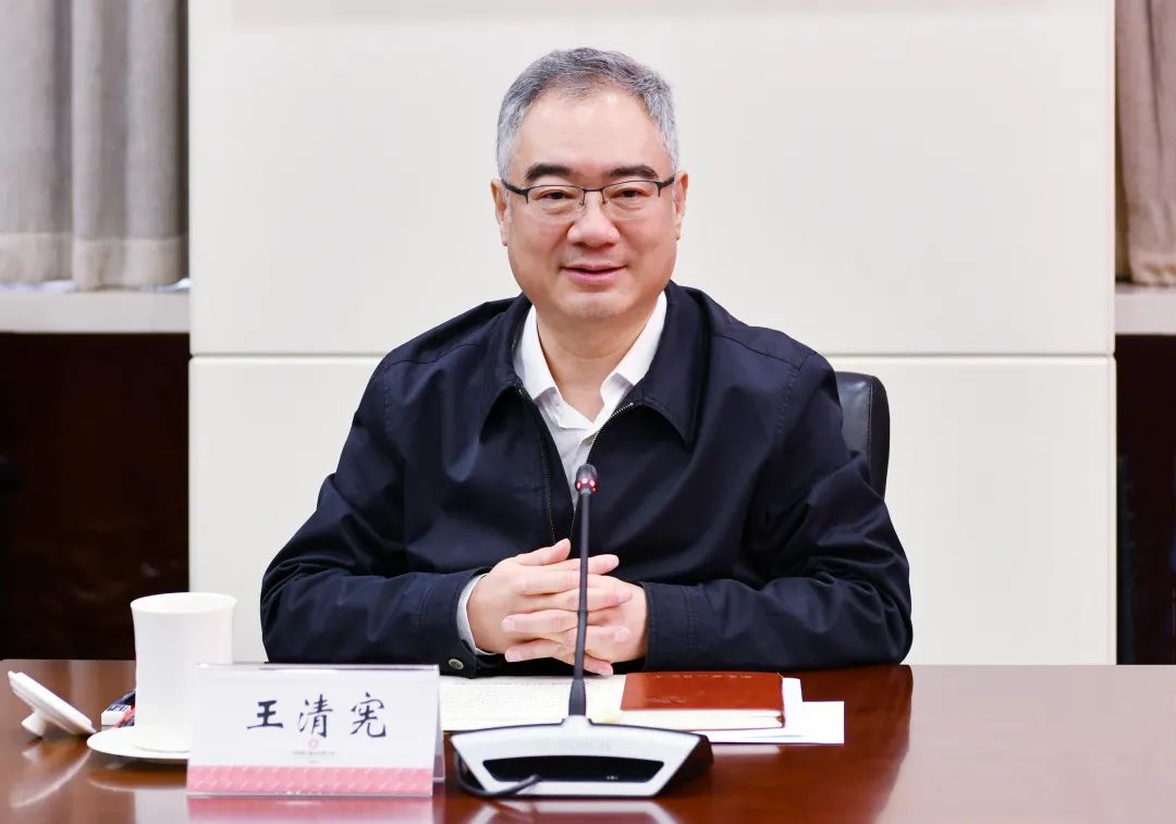 		CA88集团联合安徽省人民政府组织举行皖北质料工业生长座谈会_幻灯片_CA88集团有限公司	