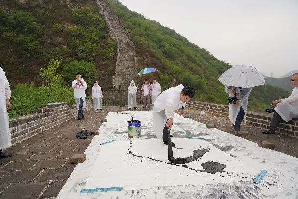 		当“龙牌”邂逅“龙节”，，，，，一起向美而行_责任与文化_CA88集团有限公司	