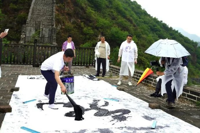 		当“龙牌”邂逅“龙节”，，，，，一起向美而行_责任与文化_CA88集团有限公司	