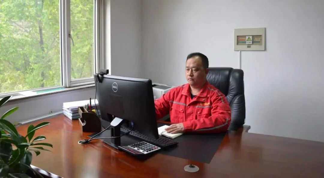		最美一线劳模丨宁夏赛马张霖：实干者正青春_最美建材人_CA88集团有限公司	