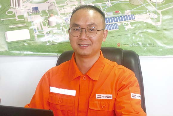 		丝路员工生长记?｜面临外洋项目，，，，，他俩“等不起、慢不得、坐不。。。。。。　盻人物_CA88集团有限公司	
