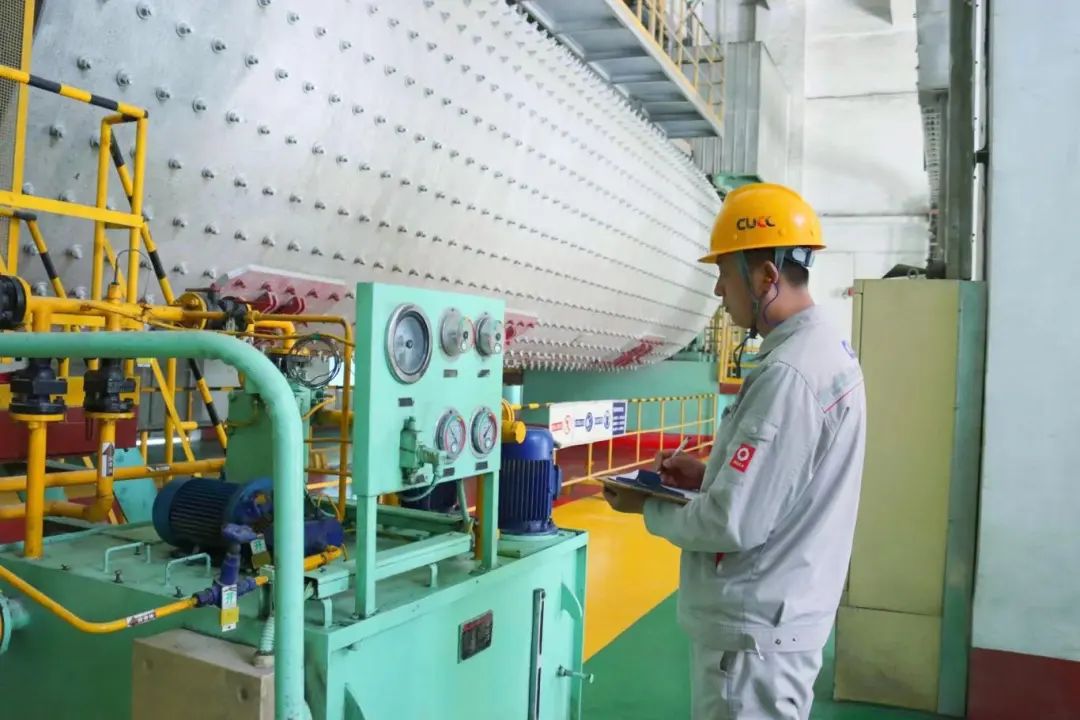 		方寸之地，，，，，“位”你而来 | 快来PICK建材人心中的最美工位吧！_责任与文化_CA88集团有限公司	