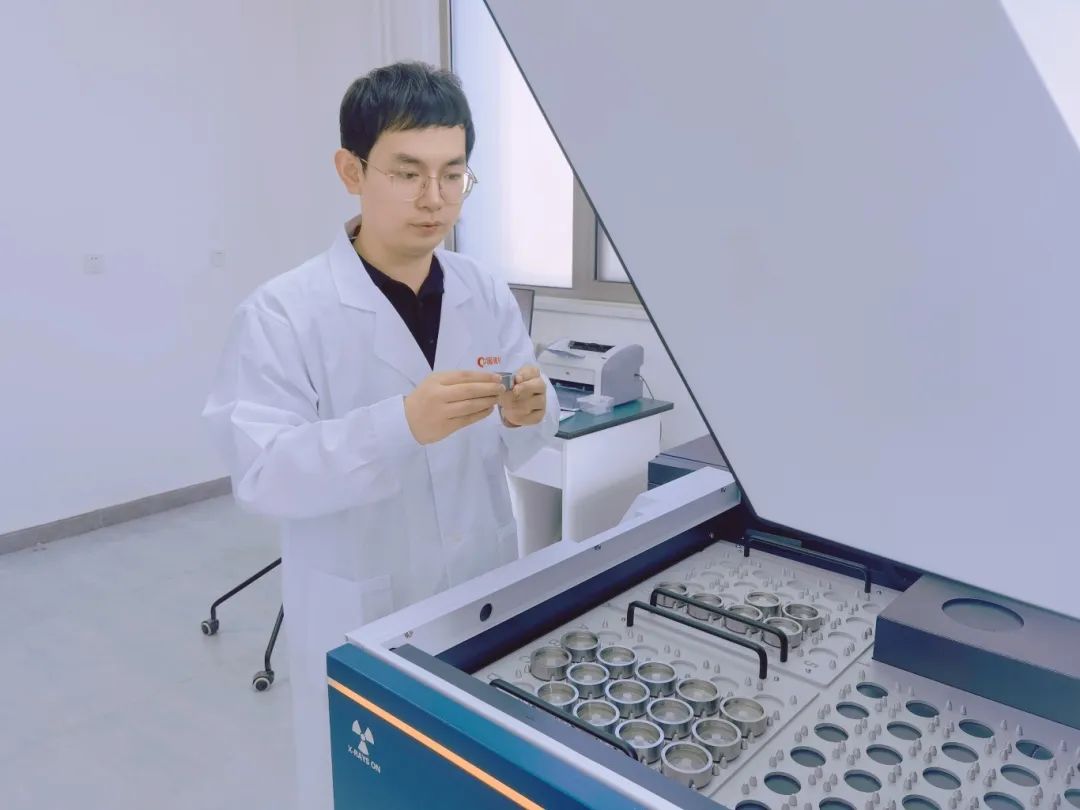 		方寸之地，，，，，“位”你而来 | 快来PICK建材人心中的最美工位吧！_责任与文化_CA88集团有限公司	