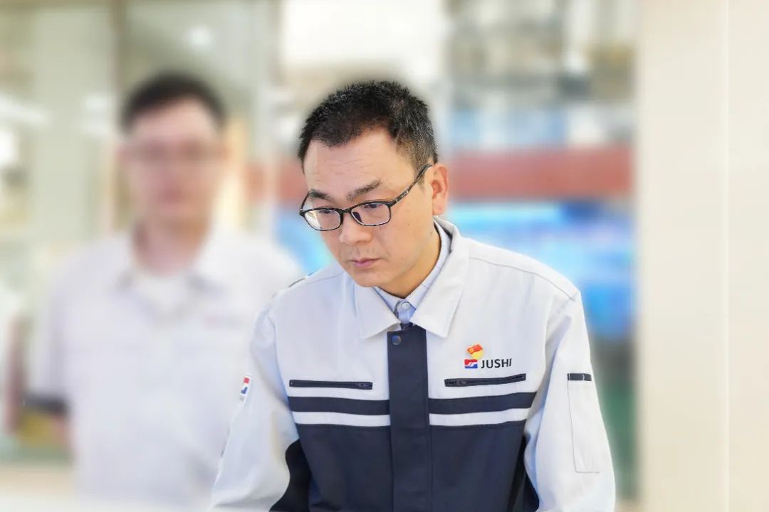 		天下五一劳动奖章丨中国巨石杨伟忠：与“石”俱进 破风前行_人物_CA88集团有限公司	