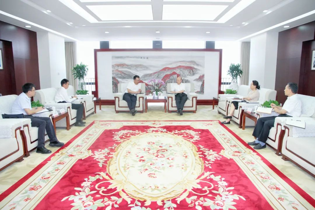  常张利会见泾源县委书记王荣一行 _事情动态_CA88集团有限公司