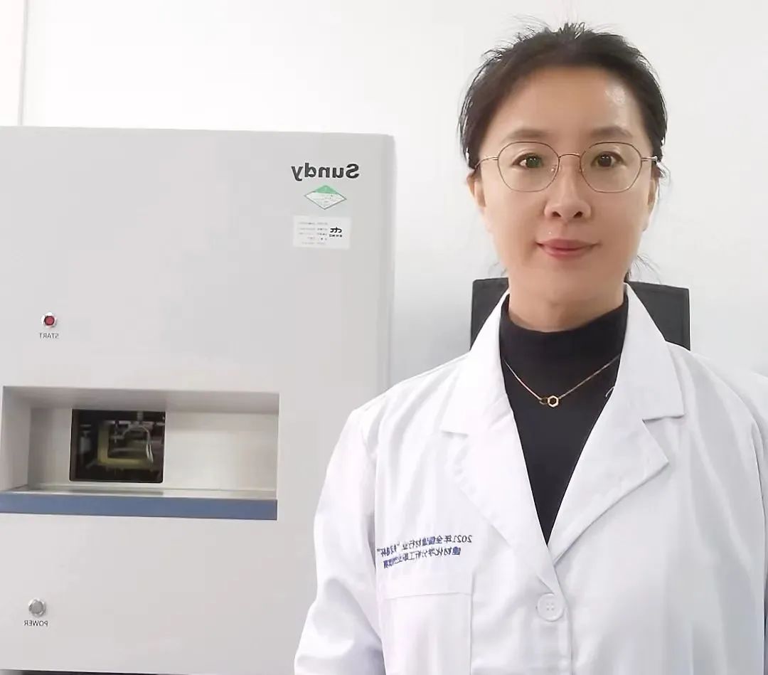 		 最美工程手艺职员丨国检集团古小华：水泥质检“花木兰” _人物_CA88集团有限公司	