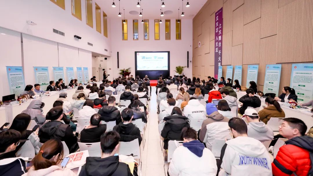 		 周育先走进清华大学开展专场招聘宣讲 _CA88要闻_CA88集团有限公司	